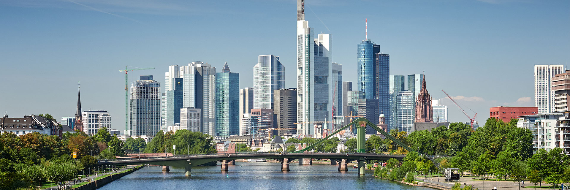Bild Skyline Frankfurt am Main &copy; Manuel Schoenfeld - stock.adobe.com